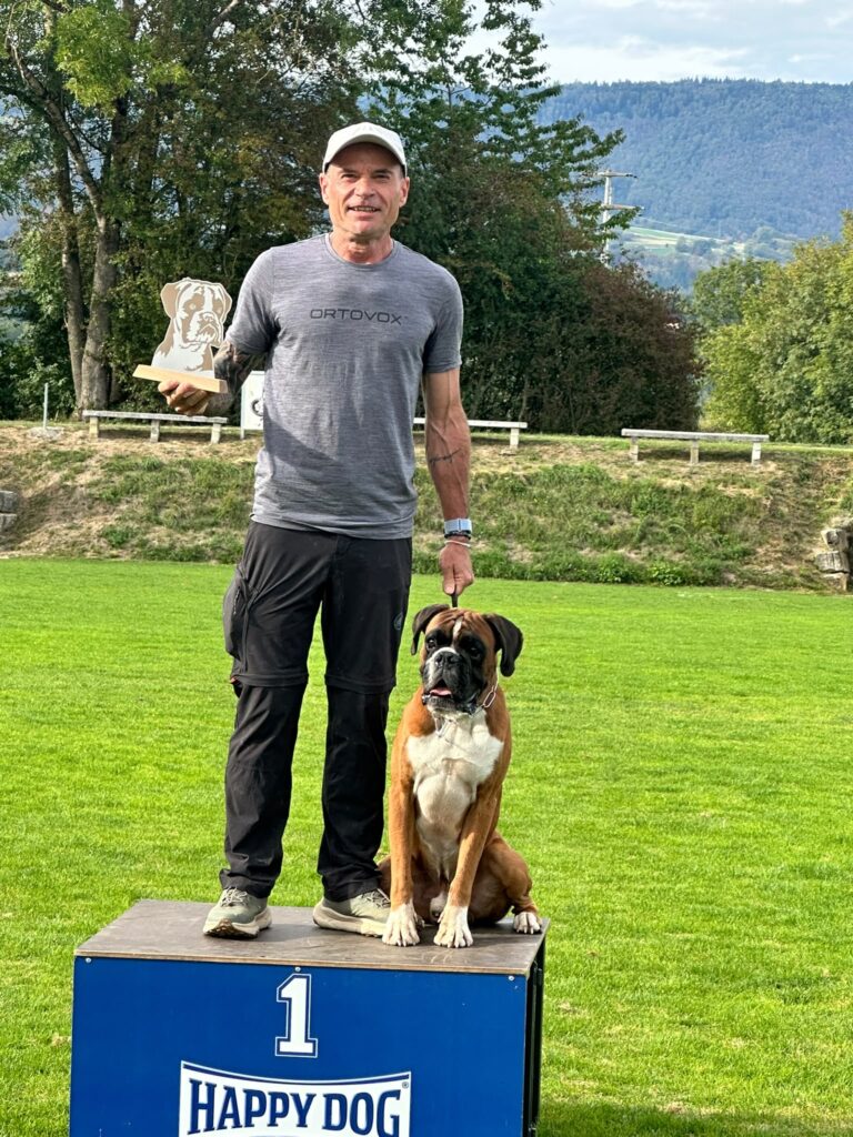 Roger Götz mit Big MAc